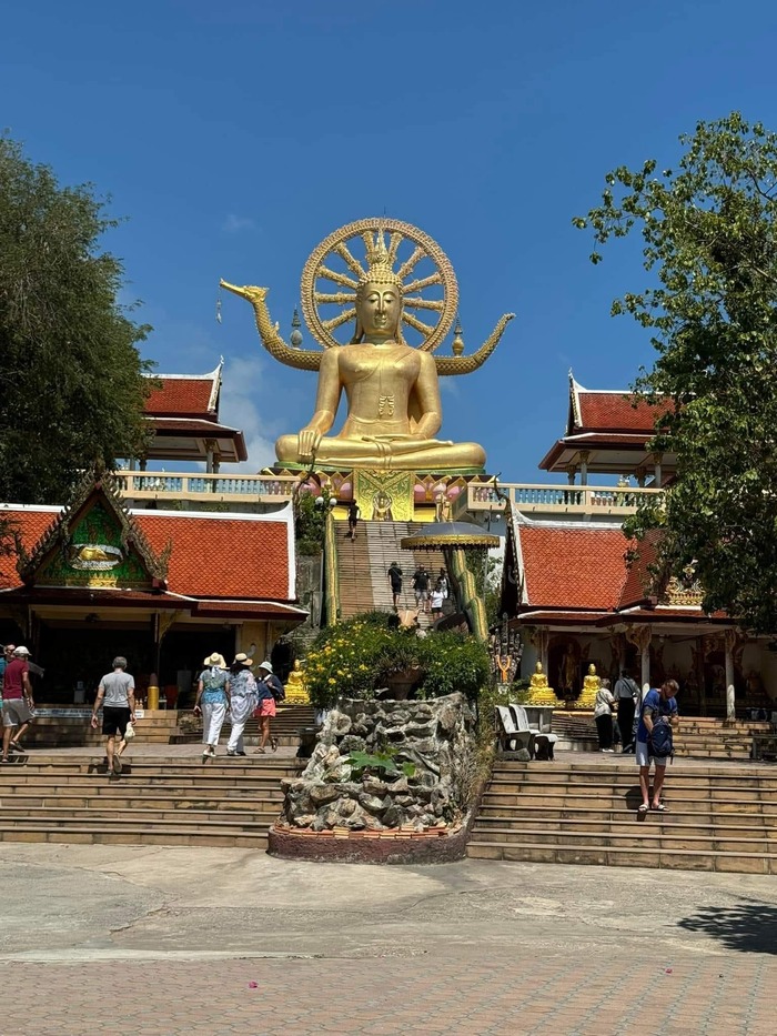 Koh Samui City Tour — Big Buddha, Wat Plai Laem and Namuang Waterfall